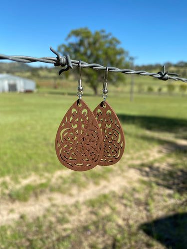 Wooden earrings - Brown