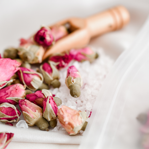 COCONUT ROSE | MAGNESIUM BATH SOAK - STANDARD